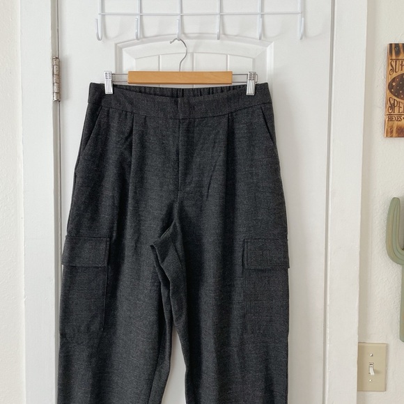 size 10 A New Day Women's High-Rise Ankle Jogger Pants Gray Plaid - Picture 2 of 7